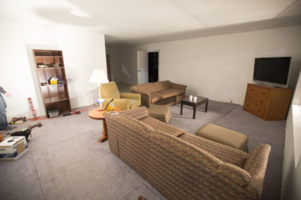 Living room before burning exercise