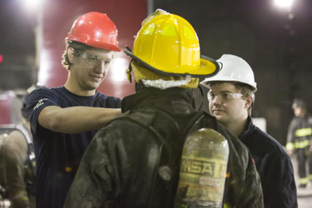 Participants in training get ready