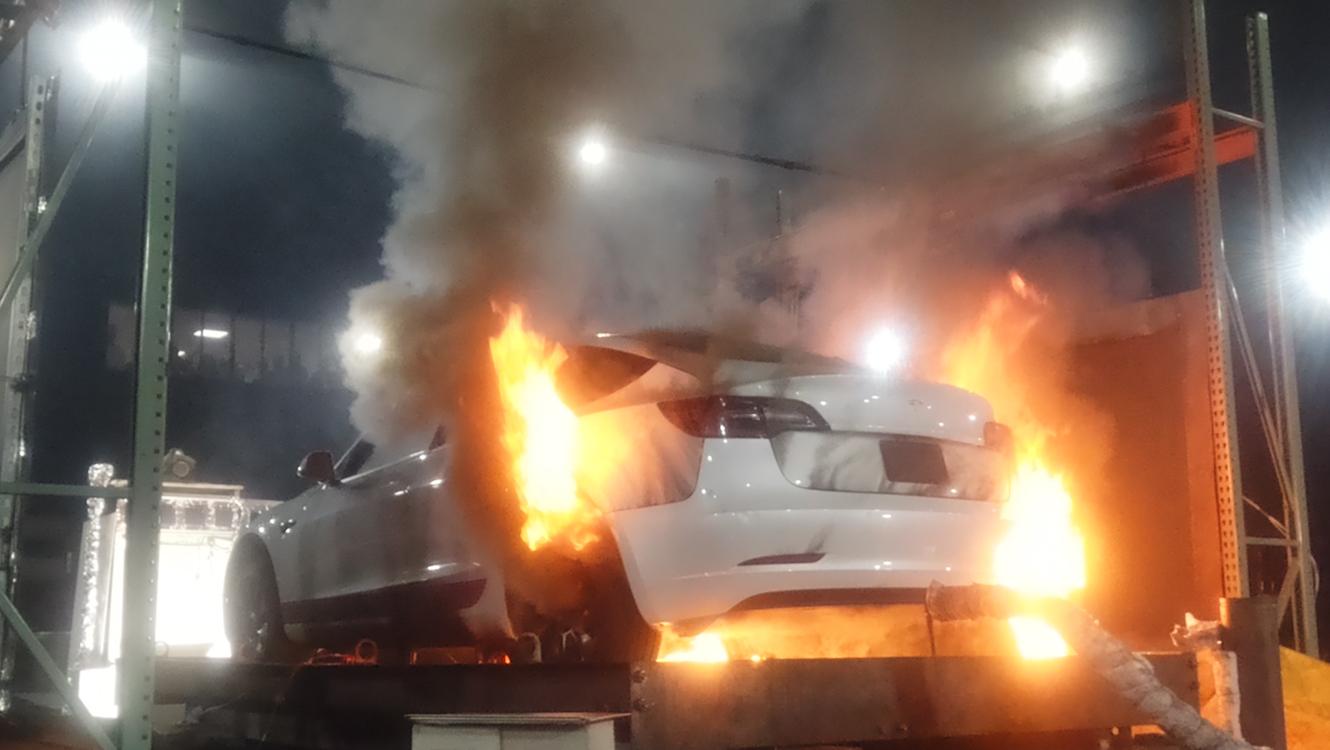 During EV-free burn experiments, custom heat flux measurement systems were utilized to measure heat exposure.